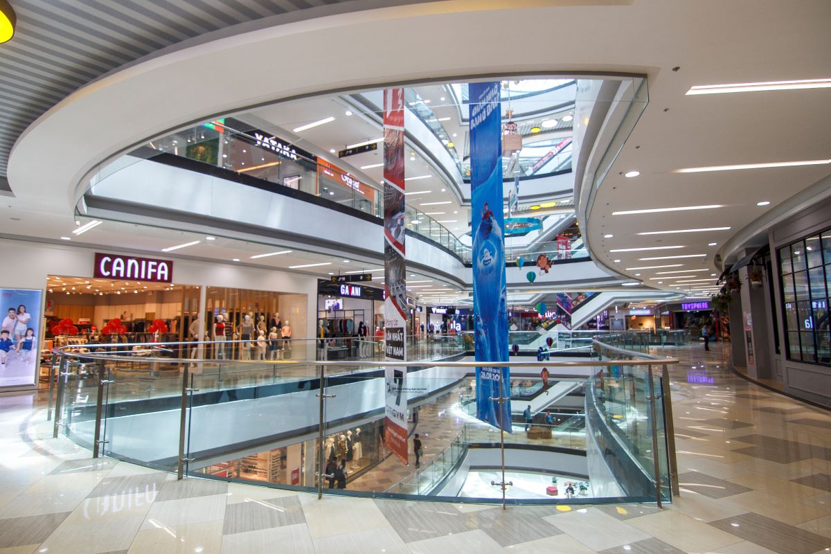 Vietnam’s retail market draws global firms