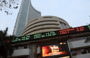 Indian market rises amid China’s tumble
