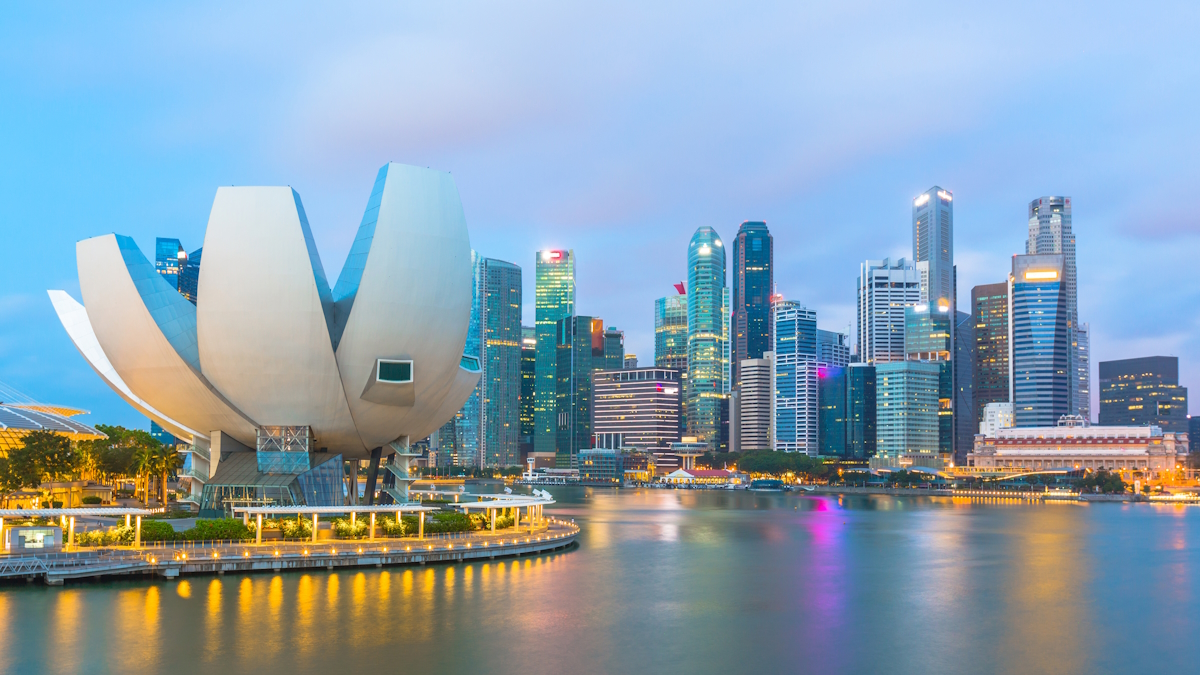 Singapurs Wachstum verlangsamt sich, aber Rezession 