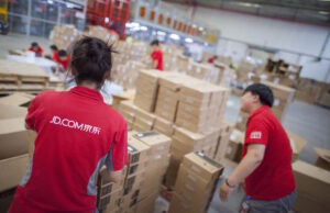 China’s courier and express industry with consistent growth