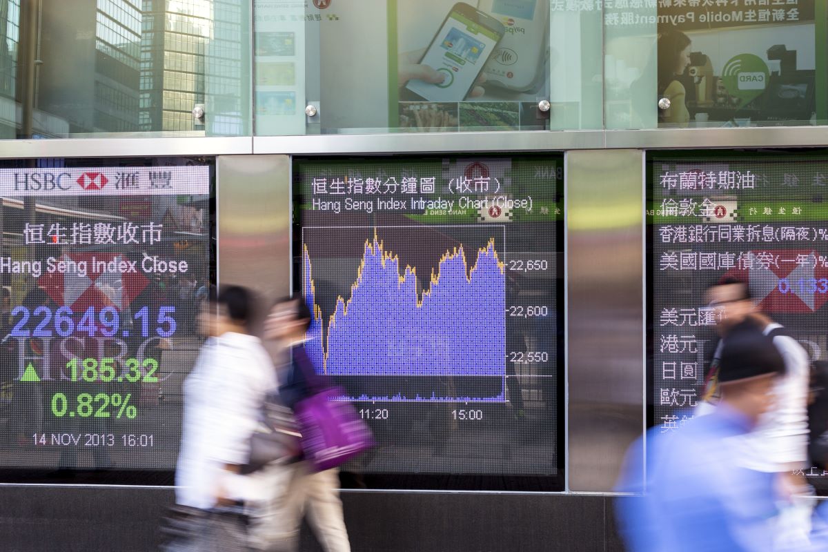Chinese equities see a massive sell-off amid weak sentiment