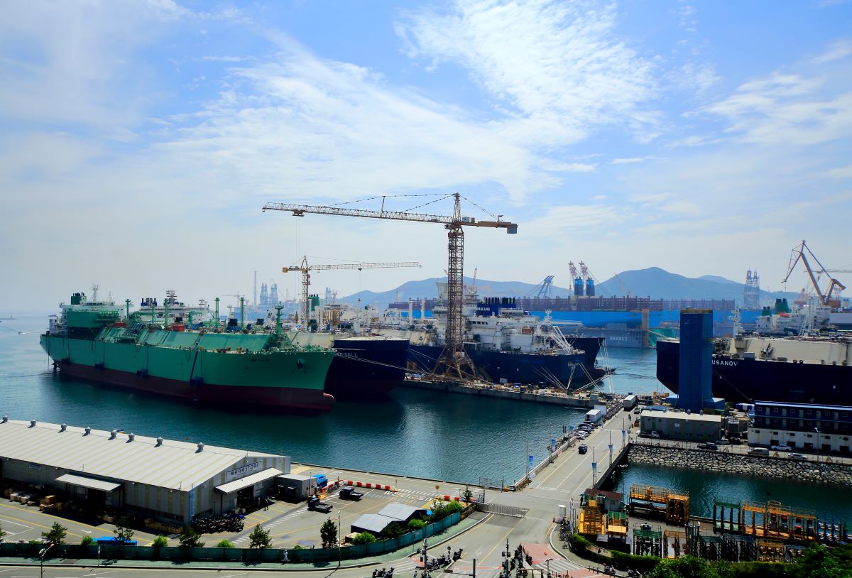 Investing in growth-oriented shipbuilding companies in South Korea