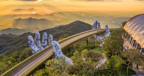 “Vietnam is poised to experience growth similar to China” Vietnam has tremendous growth potential, says Eric Sturdza Investments.