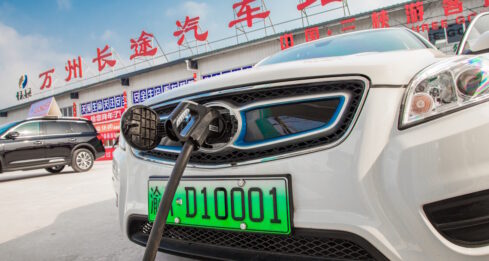The battle for the electric vehicle market is heating up The battle for the electric vehicle market is heating up_liyuhan Shutterstock.com